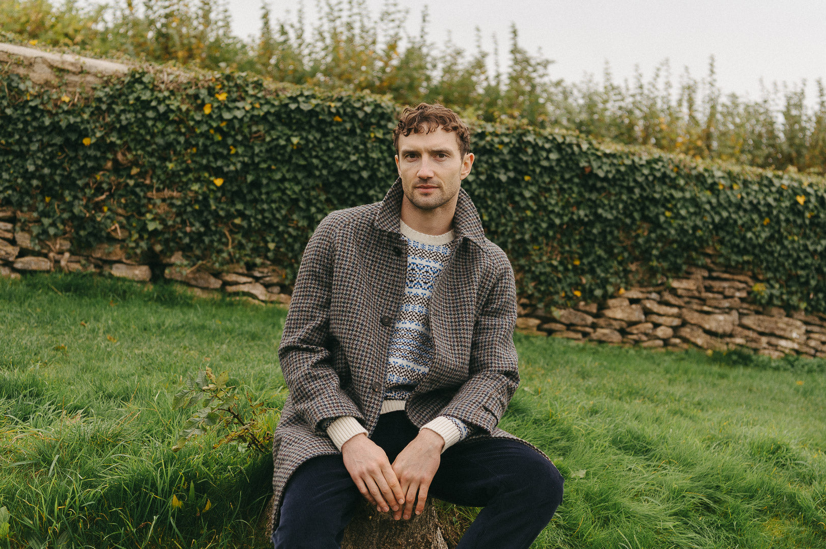 Tradition Reimagined in the Raglan Overcaot | SIRPLUS