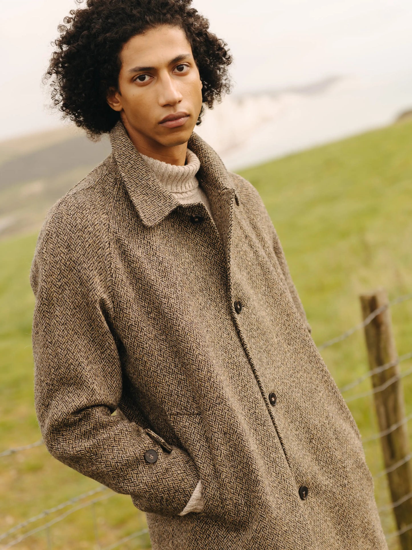 Brown Harris Tweed Wool Raglan Overcoat, Coats - SIRPLUS